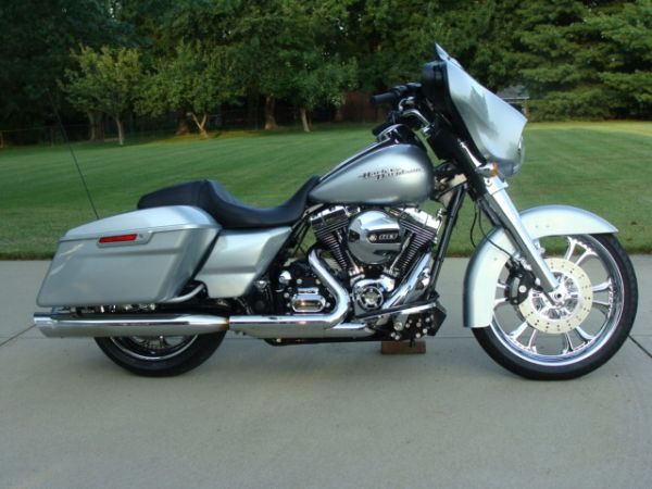 2014 silver Street Glide