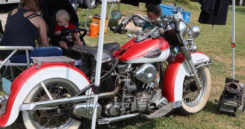 Bob and Jane's Swap Meet 
