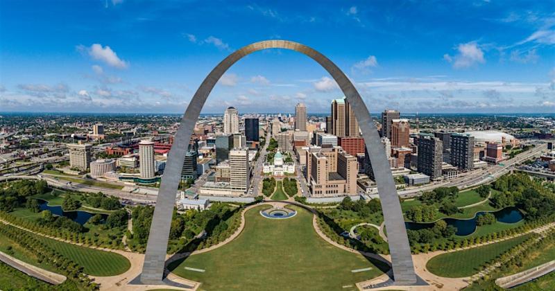 Gateway Arch Riverfront All Car, Motorcycle, & Truck Show 2025