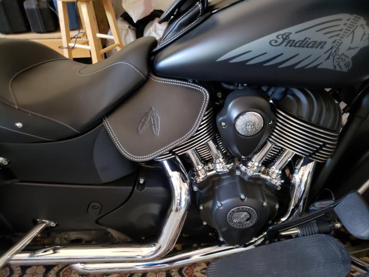 2017 Chieftain Dark Horse